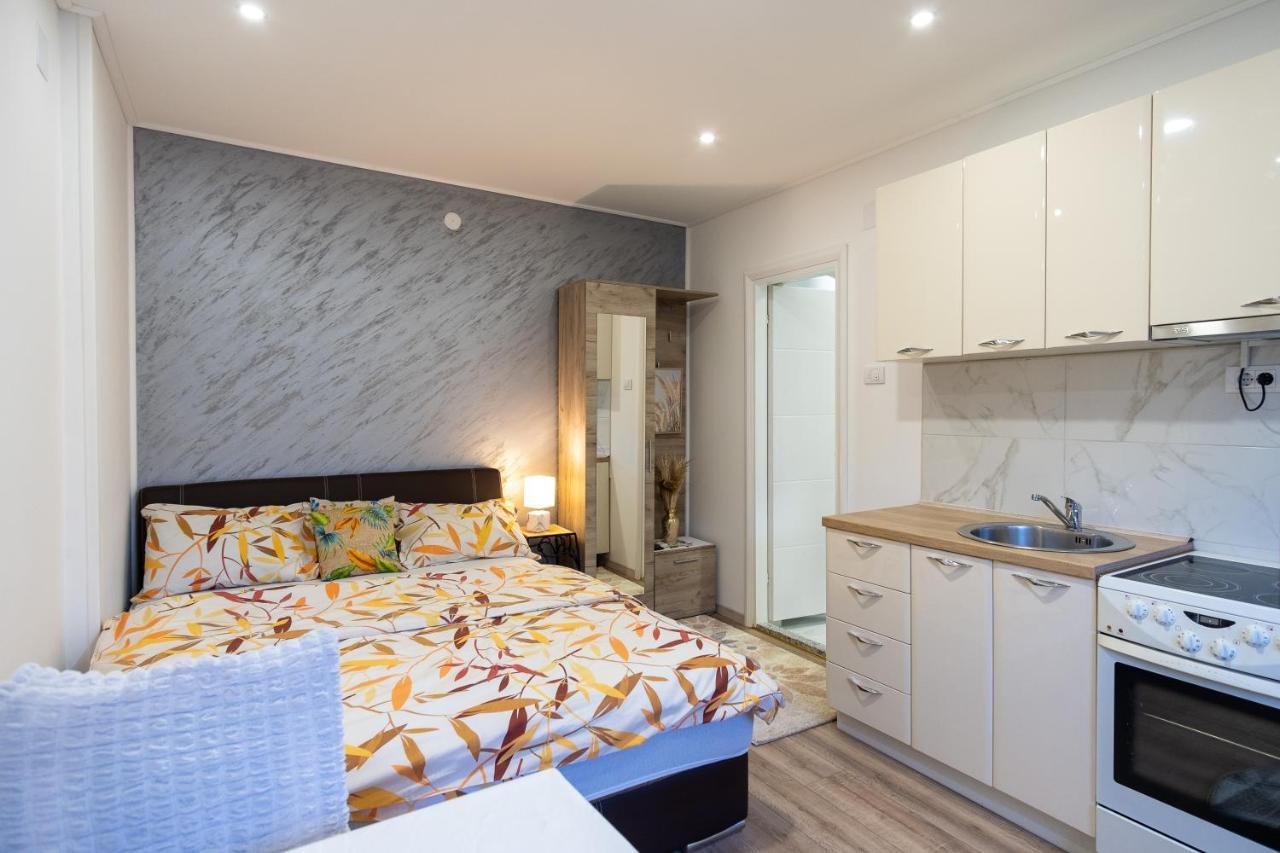 Apartments Solar Τρέμπινιε Εξωτερικό φωτογραφία